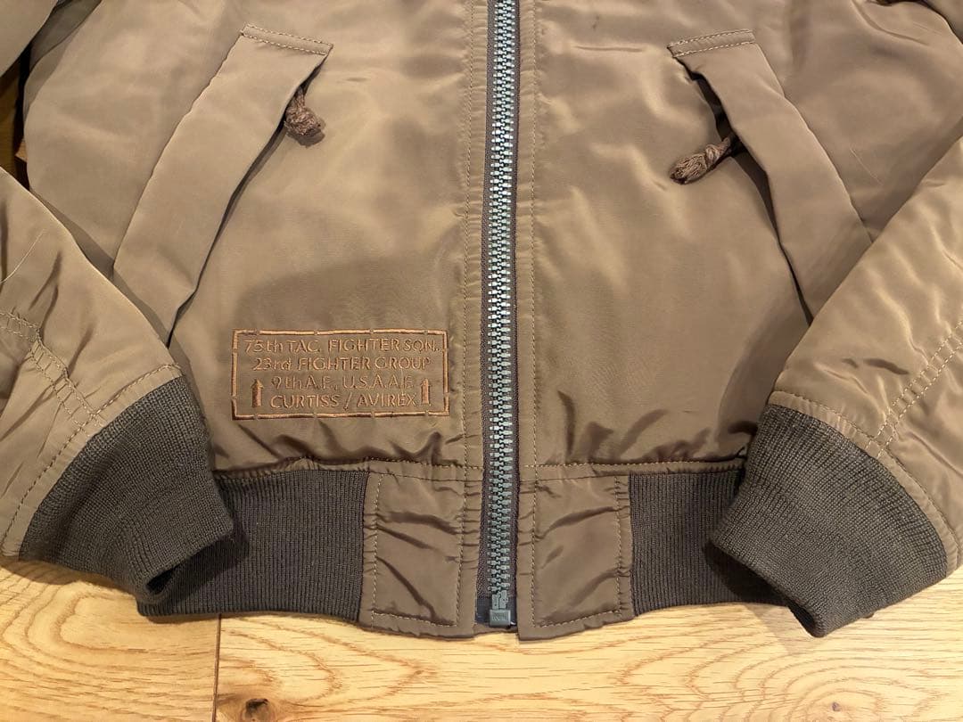 ジャケット・アウター AVIREX MA-1 M 9th AIR FORCE P-40 WARHAWK