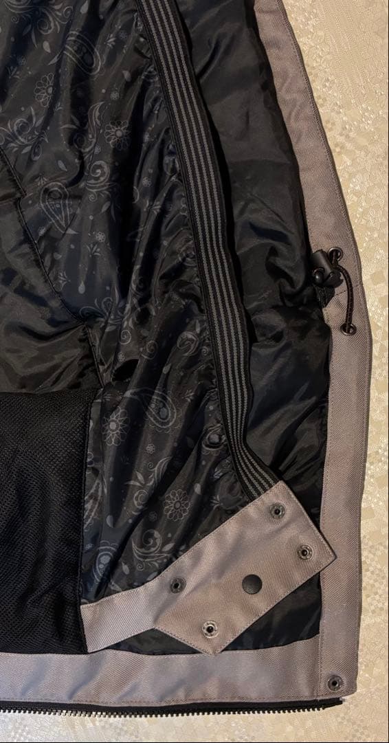 PONTAPES（ポンタペス）スノーボードウェア 上下セットL 新品・タグ付き