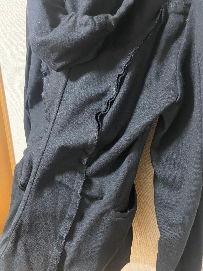 ブラックコムデギャルソン　立体パーカー　ジャケット