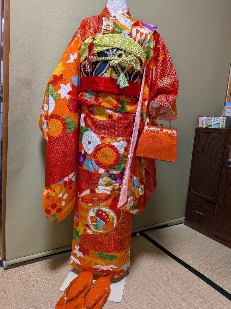 七五三　7歳用フルセット　花柄蝶デザイン着物 赤オレンジ