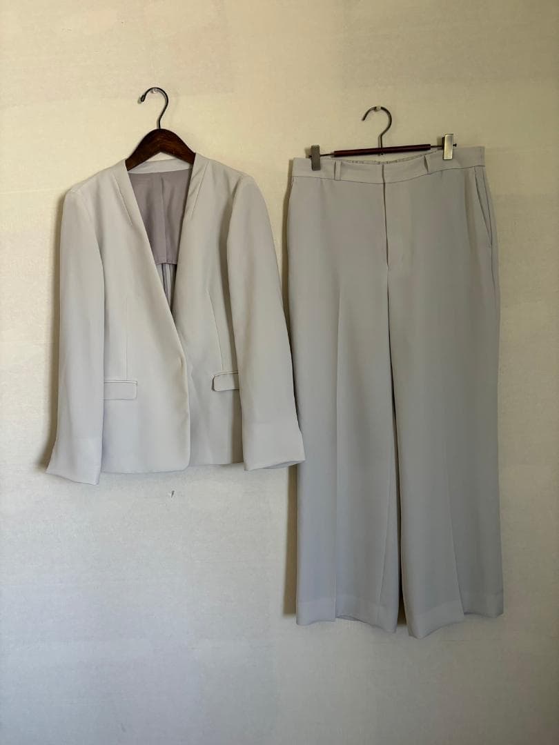 S616★新品同様レミュー洗えるパンツスーツ ノーカラー大きいサイズ13号15号
