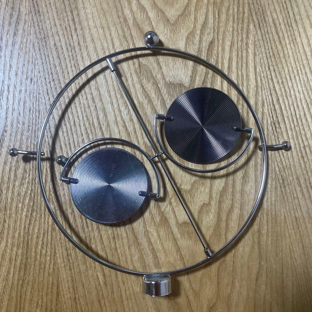 シルバーディスクオブジェ　キネティックアート