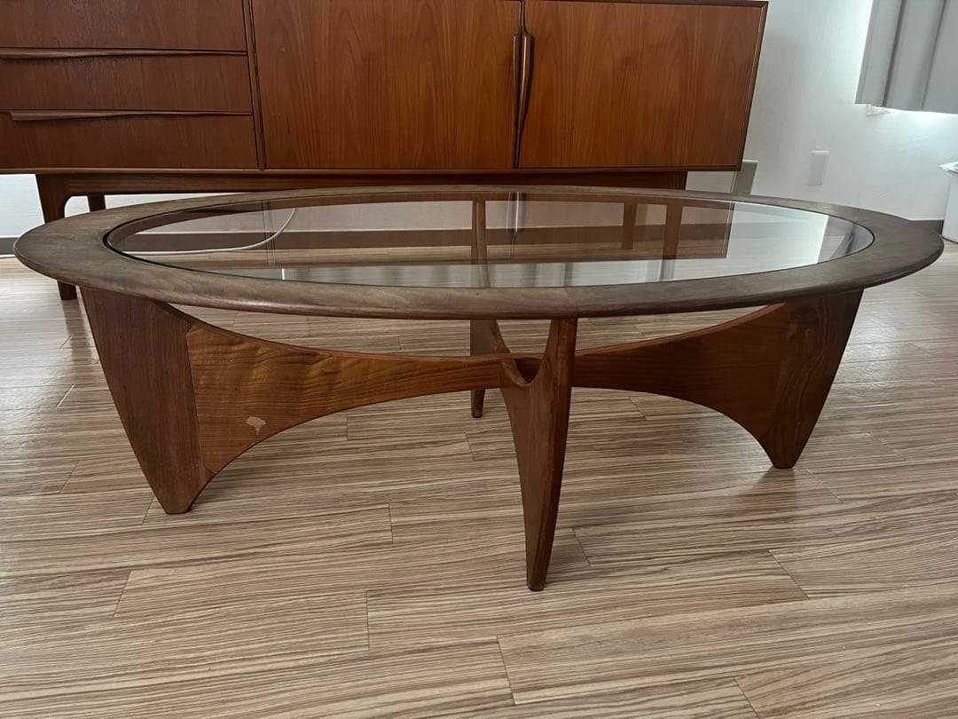 【G-PLAN】　ガラスコーヒーテーブル　オーバル　イギリス家具