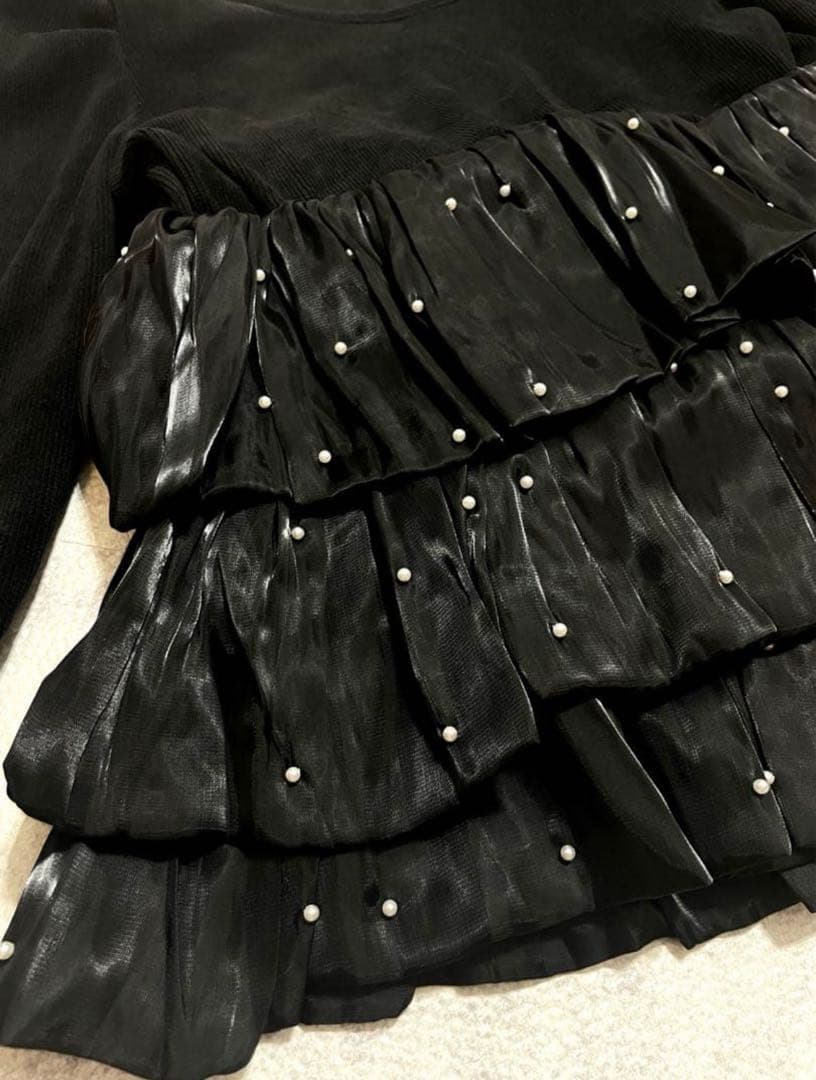 【ラスト1点】Bibiy. AMELIE PEPURAMU KNIT ブラック