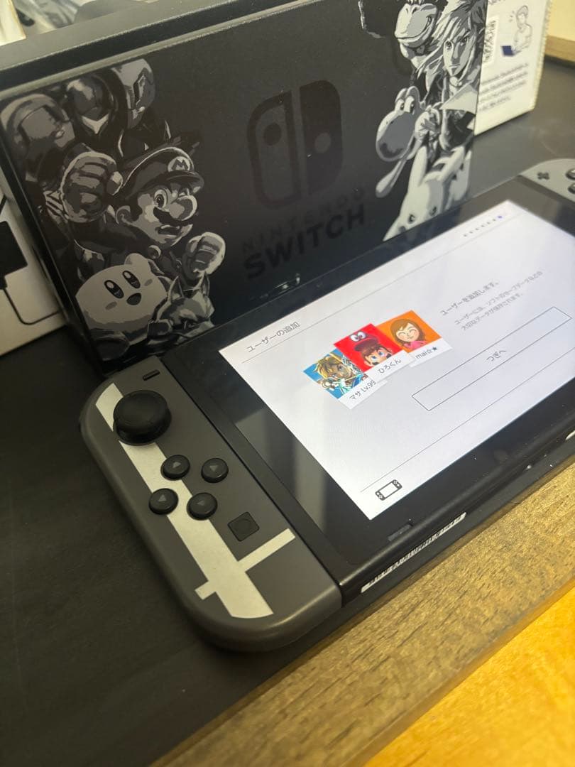 Nintendo Switch 大乱闘スマッシュブラザーズ モデル