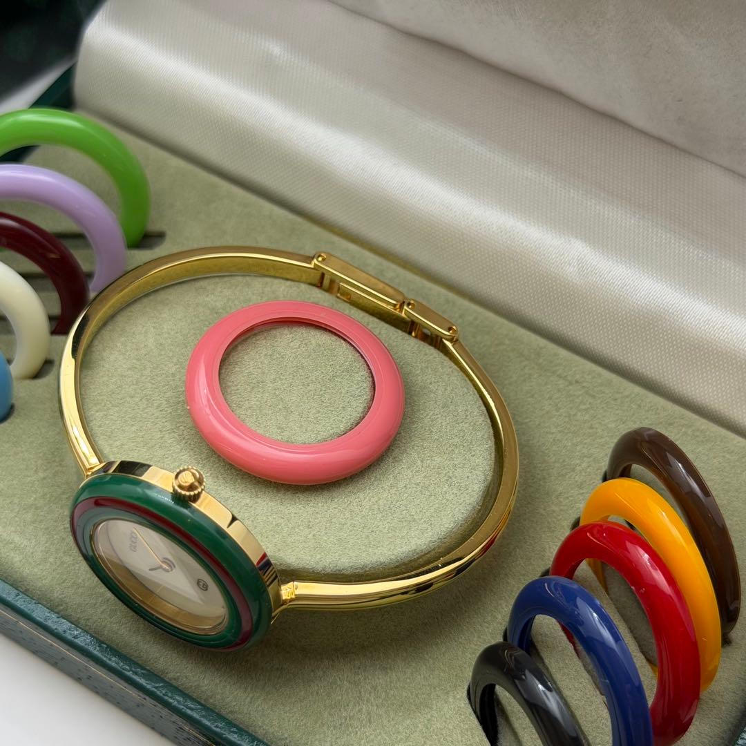 動作未確認　グッチ　チェンジベゼル　クォーツ　ベゼル11個付　美品　箱付き