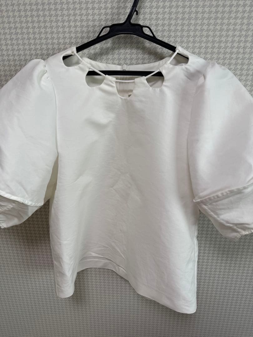 roughlow ブラウス　白