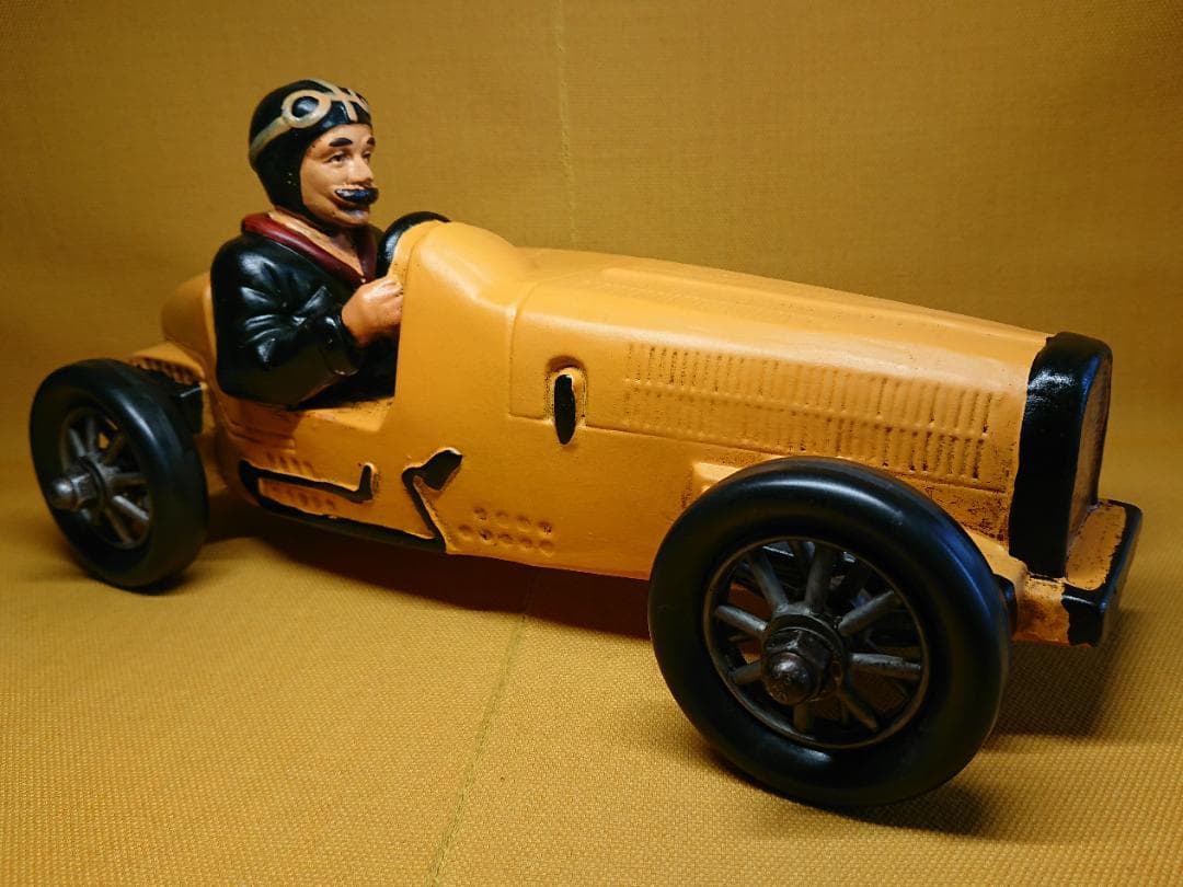 【美品】ビンテージ　レースカー　陶器　置物　インテリア　工芸品　美術品A2974