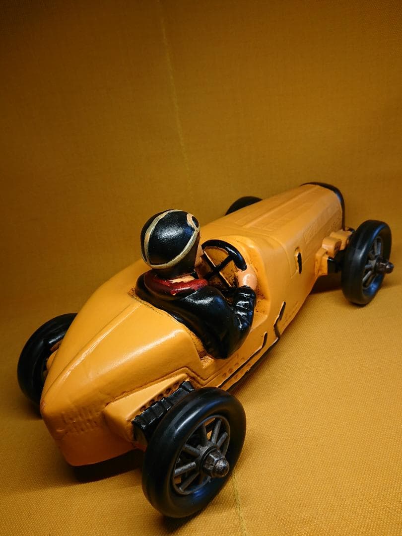 【美品】ビンテージ　レースカー　陶器　置物　インテリア　工芸品　美術品A2974