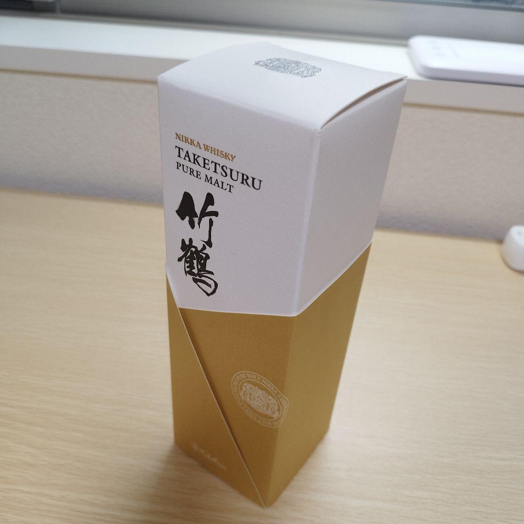 新品未開封箱付きニッカウイスキー竹鶴ピュアモルト700ml