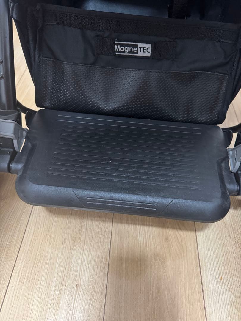 日本育児　Baby Trend ベビートレンド　2人乗りベビーカー