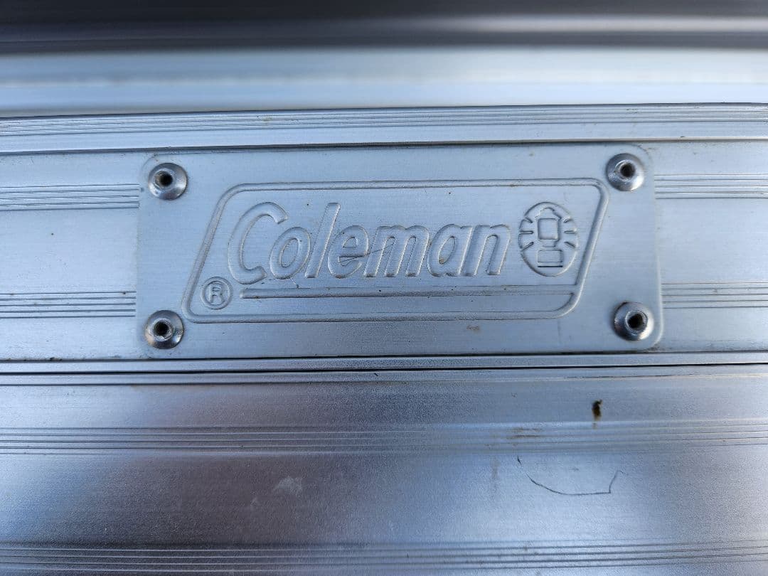 コールマン 折りたたみピクニックテーブル ベンチ一体型 アルミ製