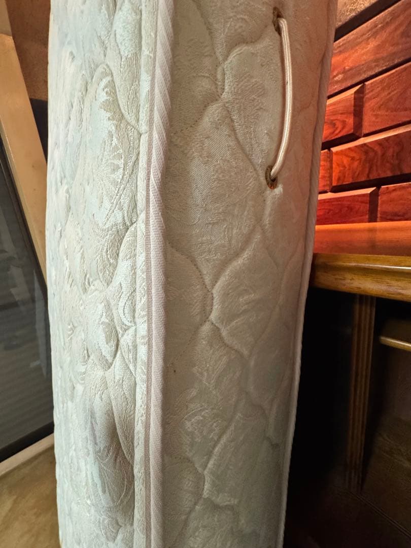 シモンズ マットレス② シングル エクストラハード