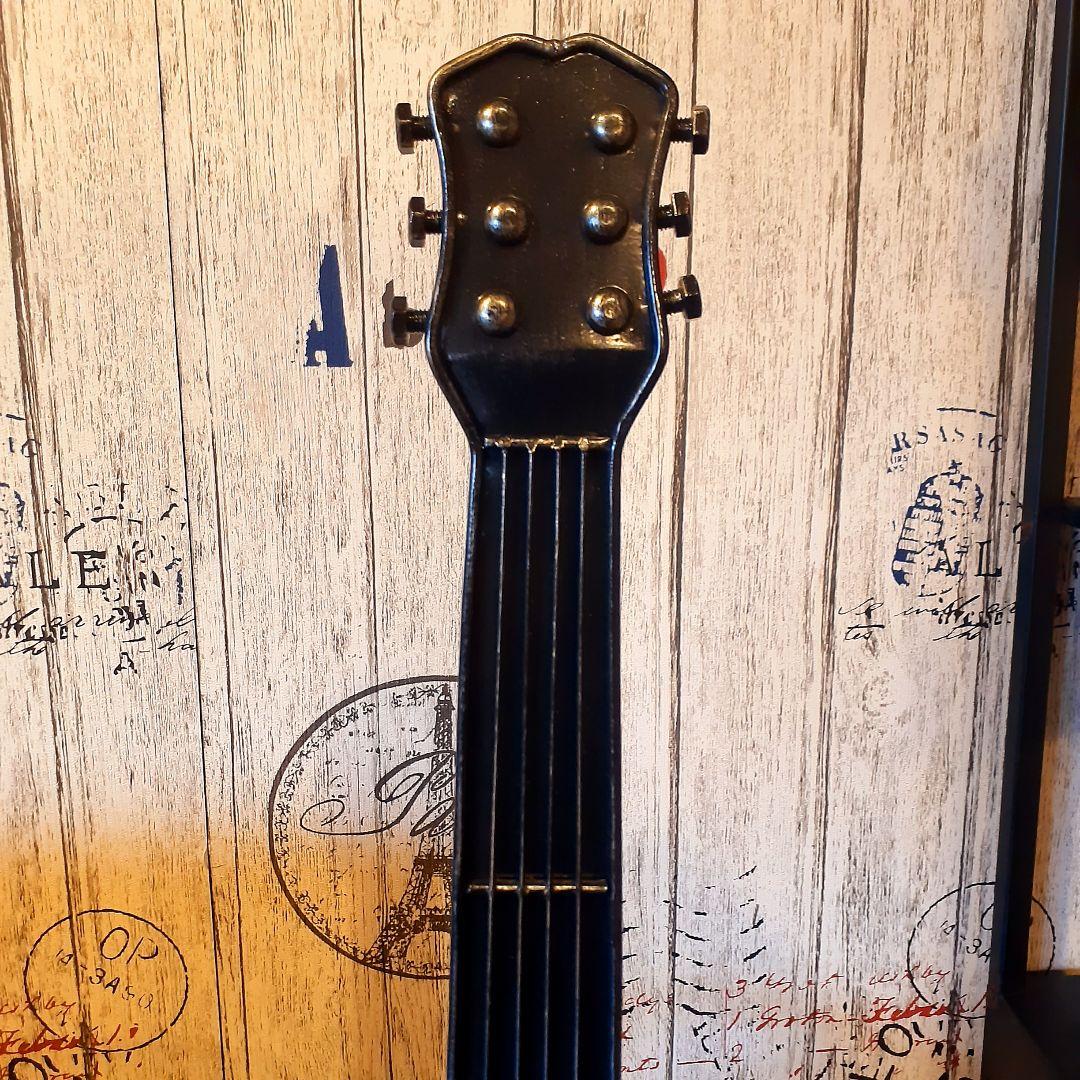 輸入雑貨　『照明付きワインホルダー』　楽器　ギター　ワインスタンド　5本収納可能