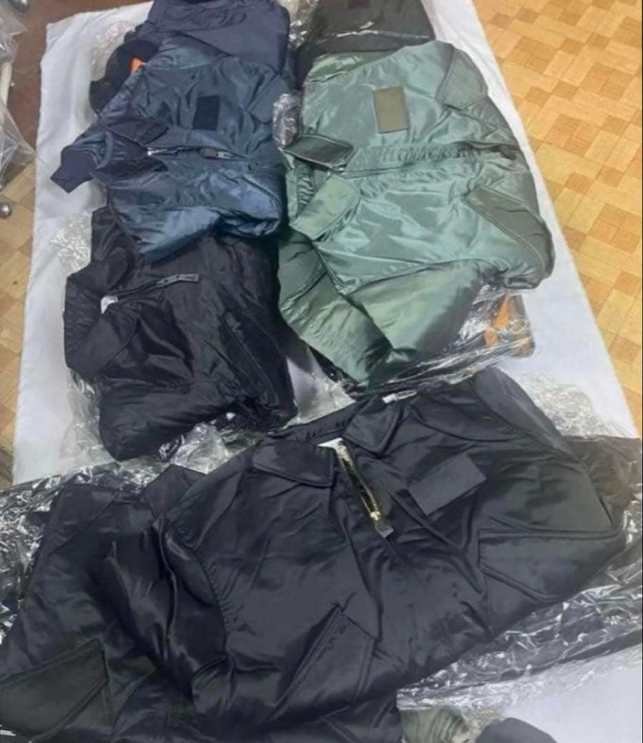 フライトジャケット　黒　未使用品 CWU-45 ブラック