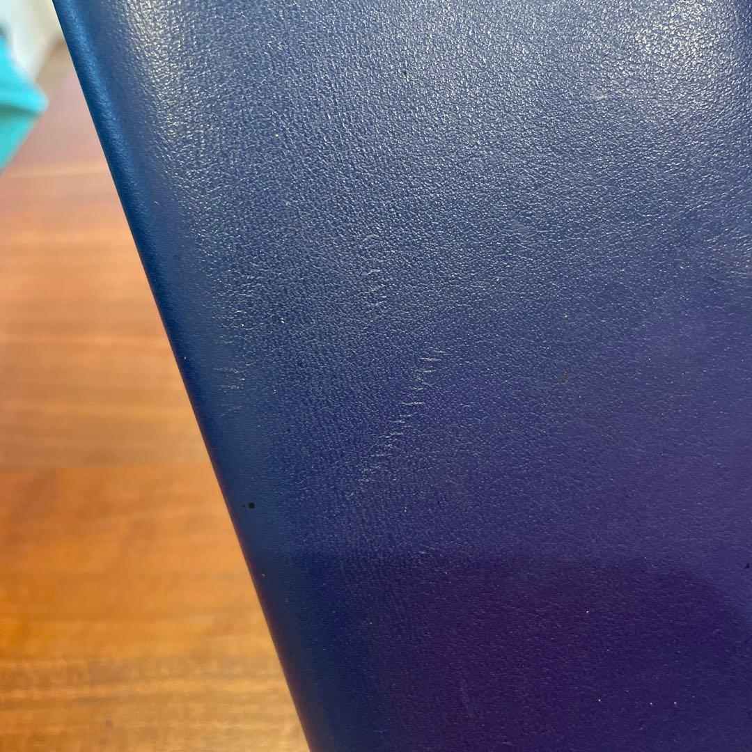 ☆箱付き！ヴェルサーチ⭐︎ネイビー 長財布 金色ロゴボタン付き⭐︎