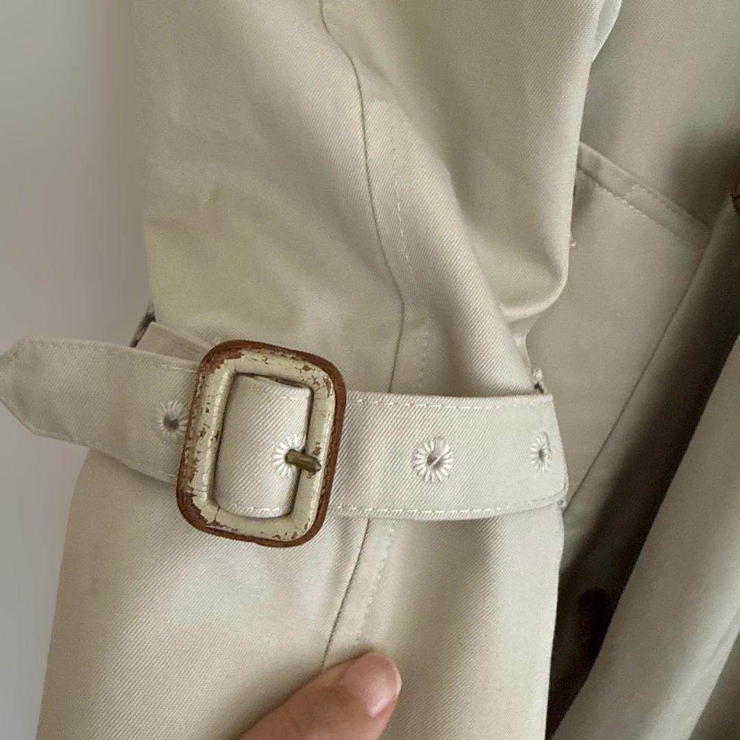 希少　アクアスキュータム　バイカラー襟つきトレンチコート　フェルトライナー