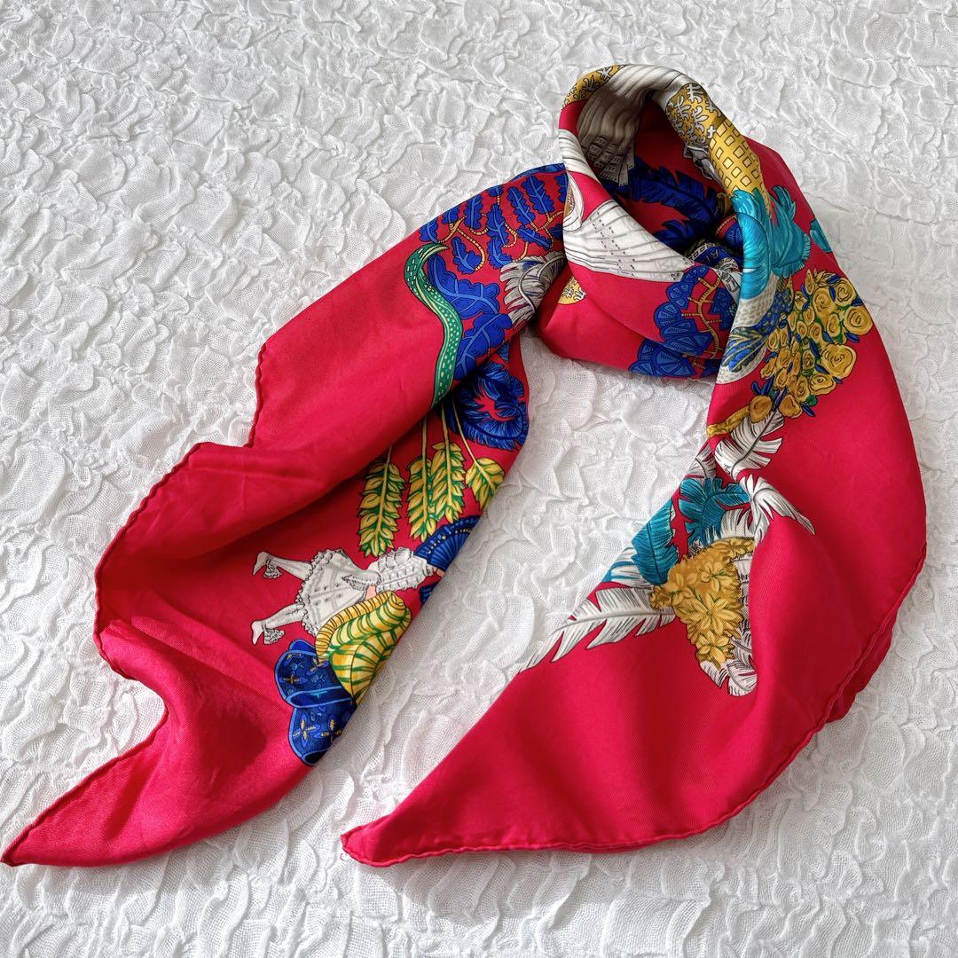 HERMES エルメス カレ90 シルク スカーフ CHAPEAU 脱帽