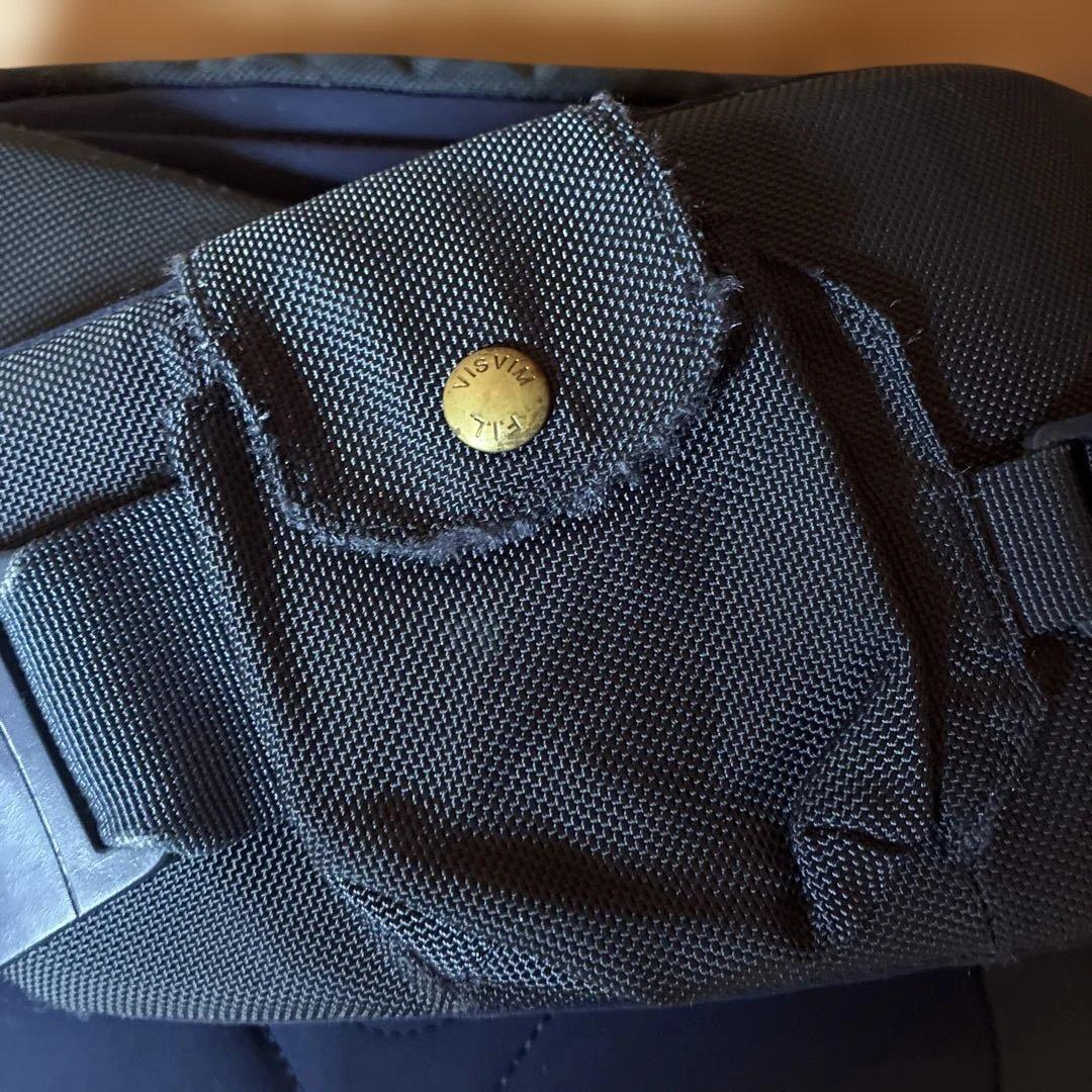 visvim ボディバッグ・ウエストポーチ ネイビー×ブラウンのスエード