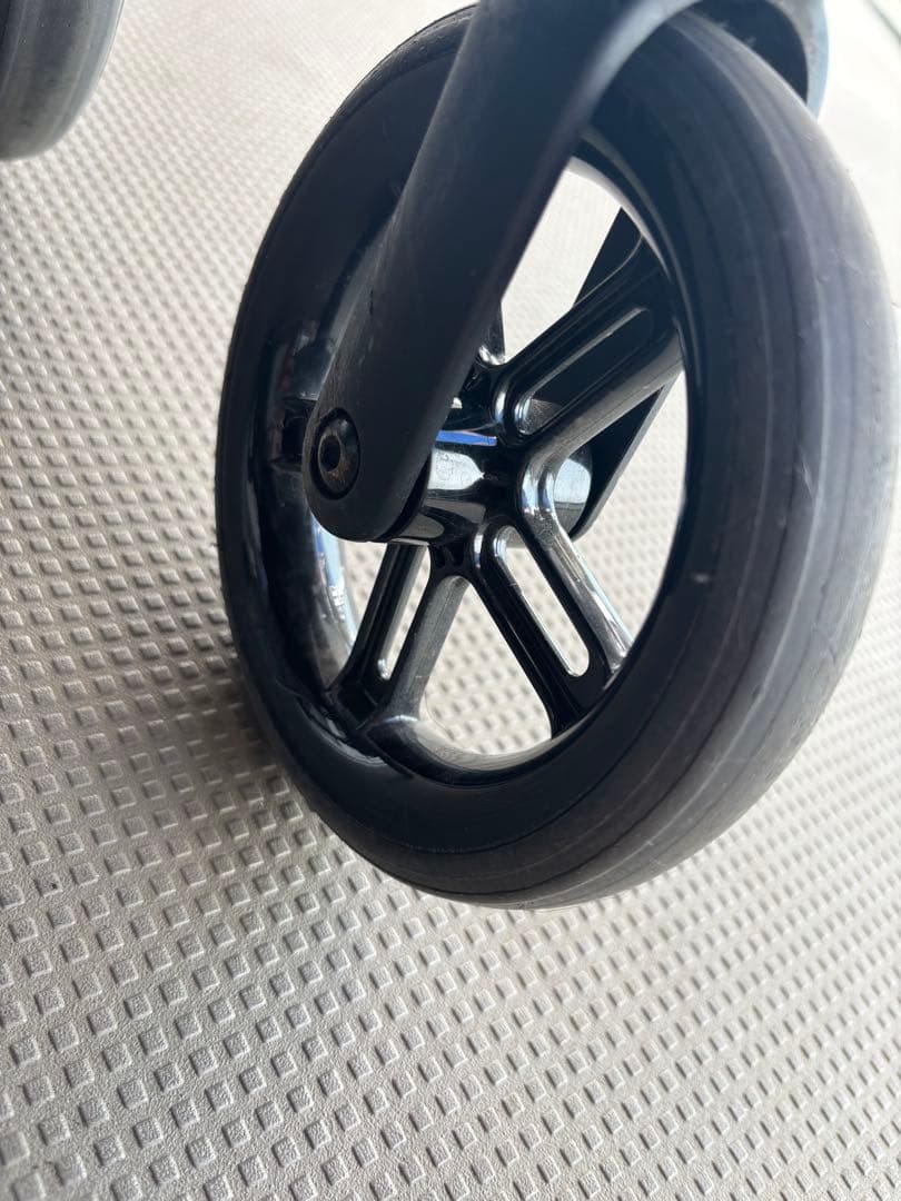 サイベックス　ベビーカー　メリオ　アルミ　ソーホーグレー