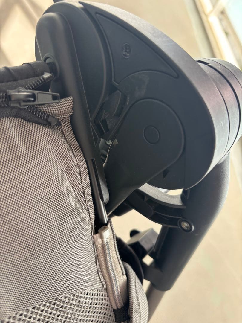 サイベックス　ベビーカー　メリオ　アルミ　ソーホーグレー