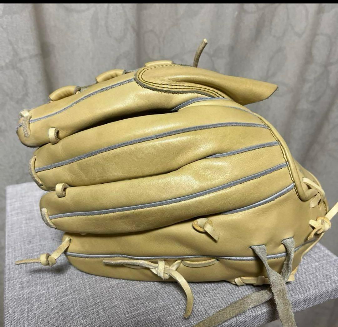 【プー太郎さま専用】硬式　投手　アンダーアーマー　ブロンド