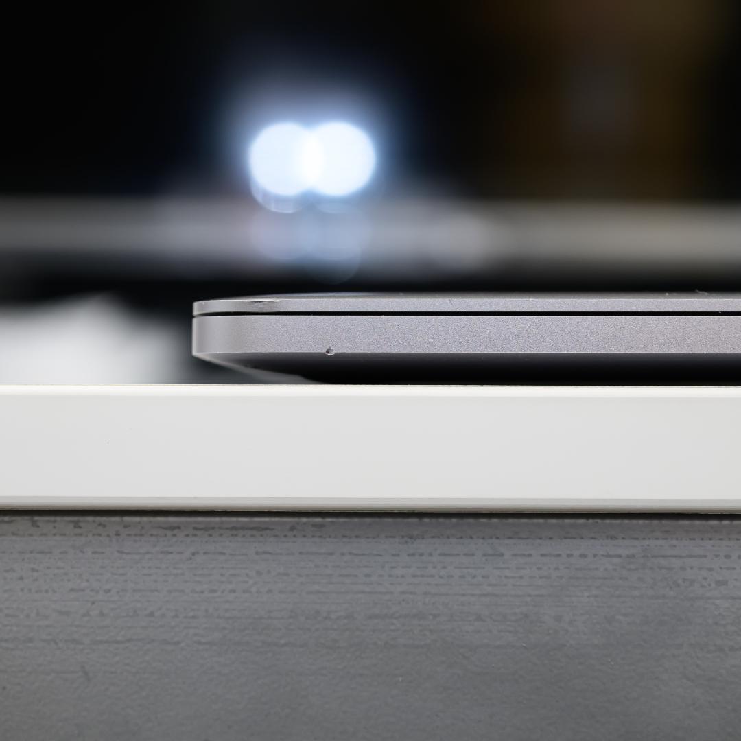 【外装美品】MacBook Pro 13 2017 シルバー