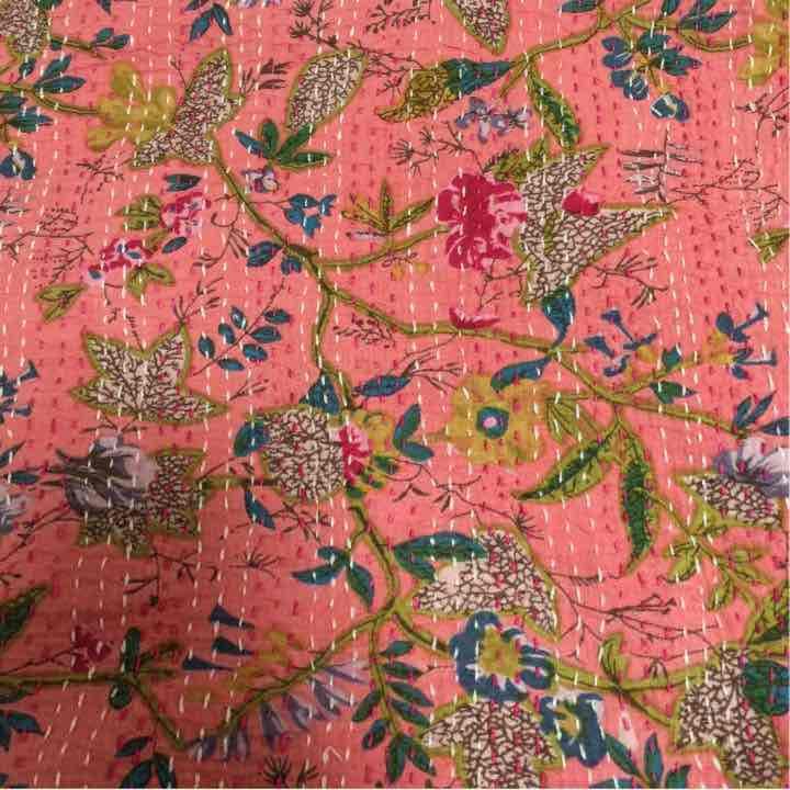 アジアン雑貨 リバーシブル マルチカバー 布 ピンク