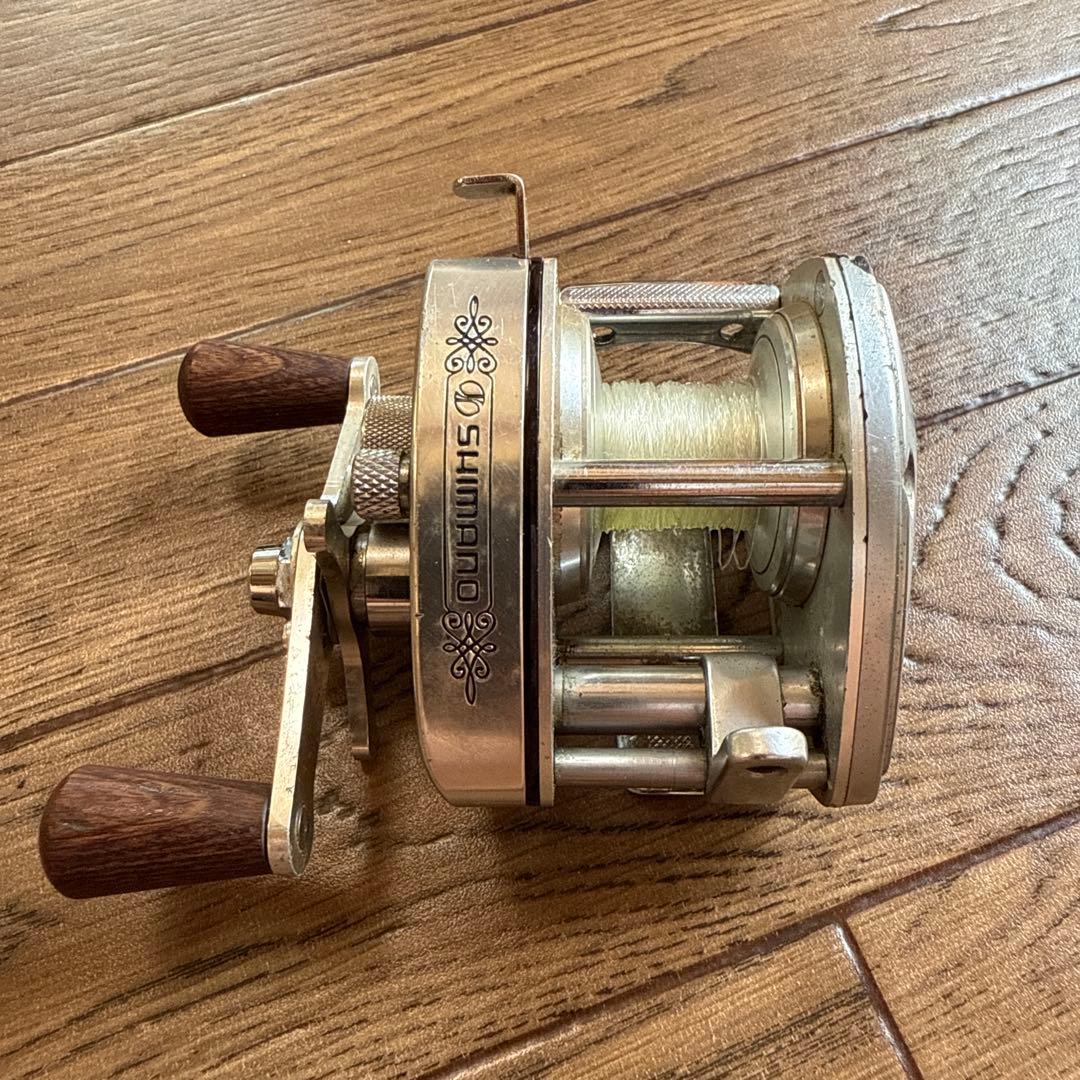 SHIMANO ベイトリール BANTAM 100