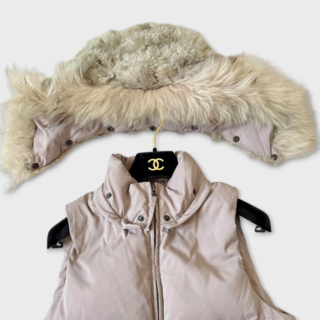 ダイアグラム レッキスパッチダウンベスト ファー グレージュ