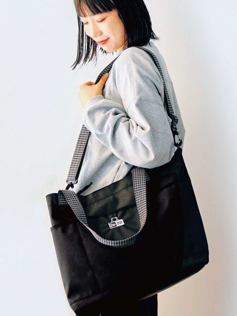 新品未開封 バッグ〈NEW ERA® × familiar〉