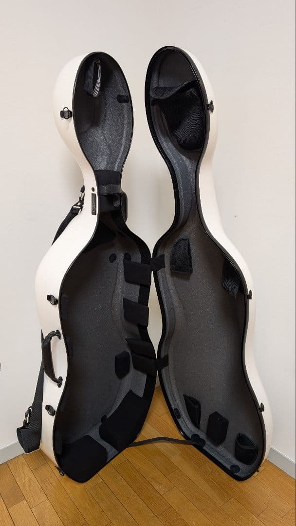 チェロ用ハードケース カーボンマック CFC-3 白 艶あり