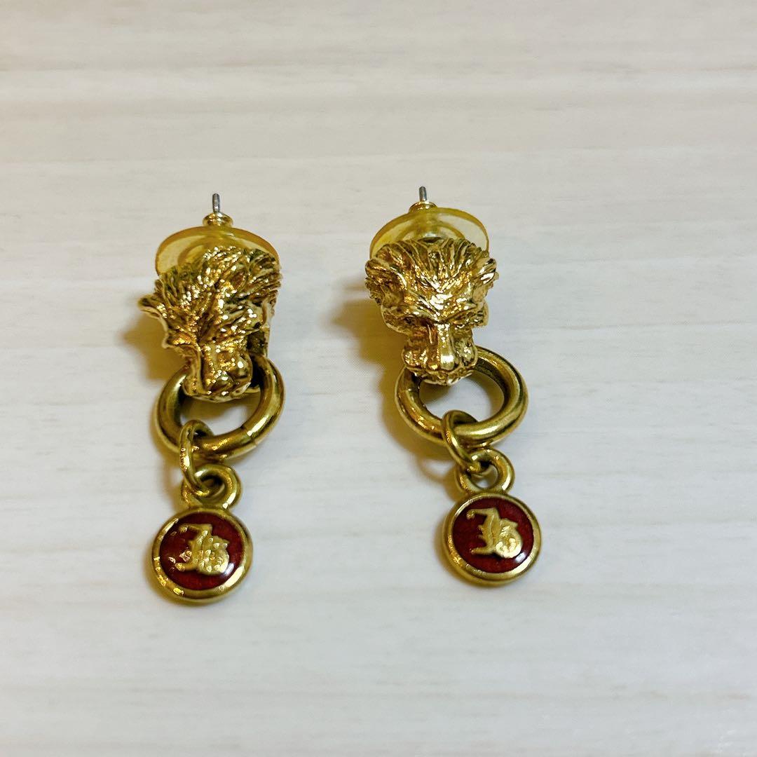 ライオンヘッド　ピアス　Leo ヴィンテージ