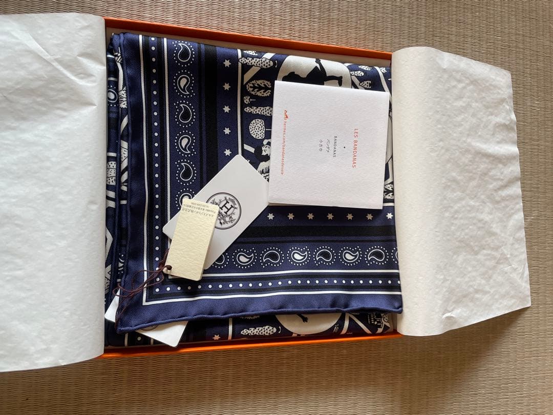 Bandana 55パリの恋人たち ネイビー 新品未使用
