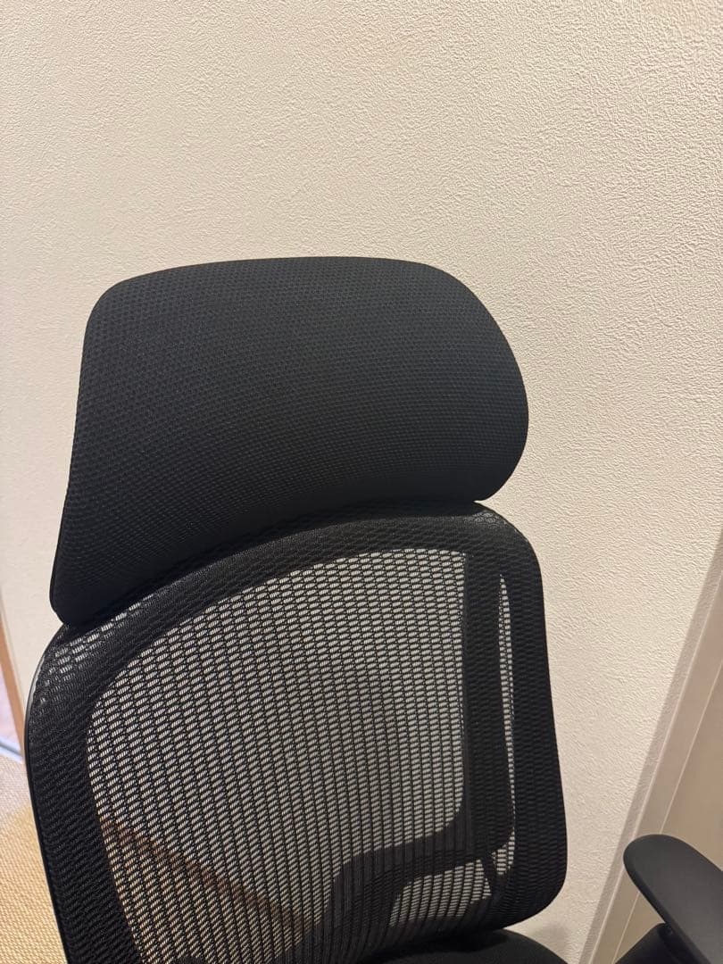 オカムラ　シルフィ　ヘッドレスト