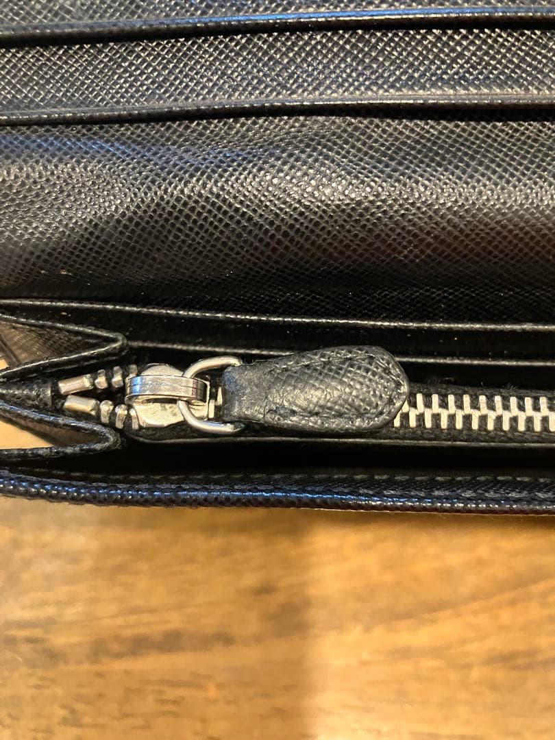 PRADA プラダ　長財布　本革　サフィアーノ　財布　ウォレット　正規品