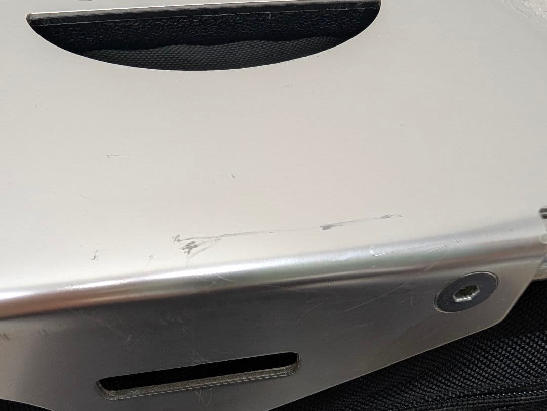 い*ー様 【美品】ZÜCA 座れるキャリーバッグ