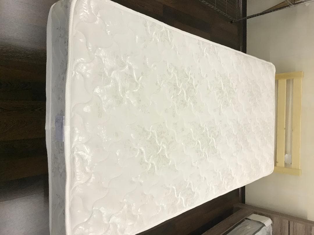 フレームとコイルマットレスのセット