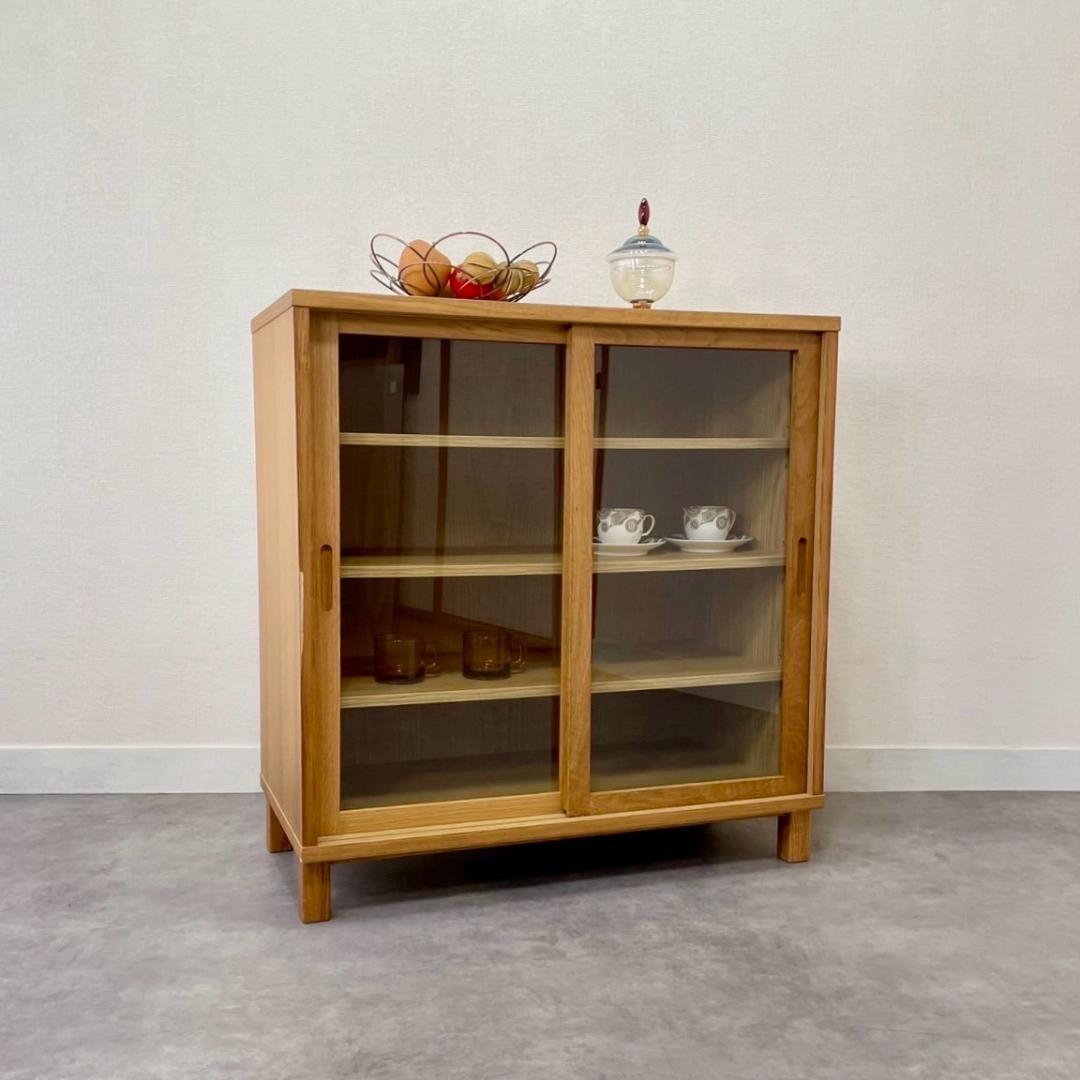 廃盤 無印良品 木製キャビネット ガラス扉 オーク材 脚付き 収納