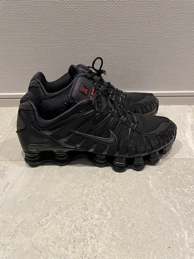 NIKE SHOX TL ブラック　28.5cm
