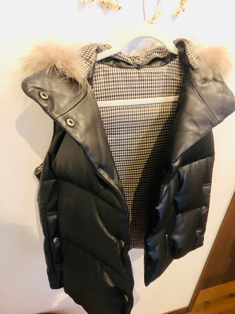 定価14万程　羊革　ダウンベスト　フード取外し可能