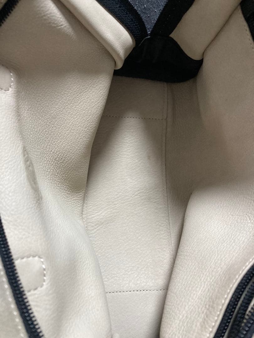 【美品】正規品ロエベ LOEWE ハンドバッグ　アマソナ28 スエード カーキ黒