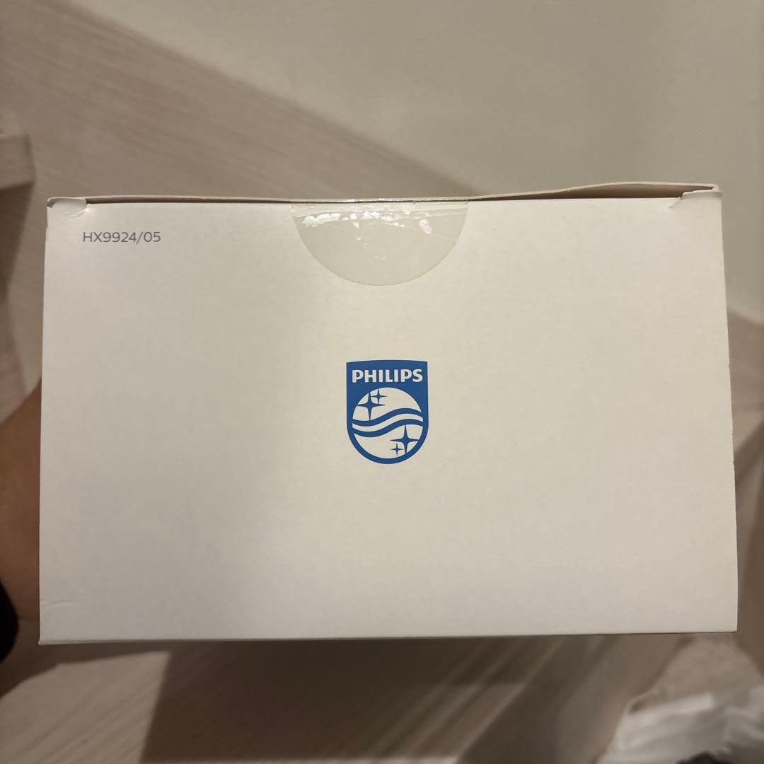 【新品未使用】 ソニッケアー ダイヤモンドクリーンスマート HX9924/05