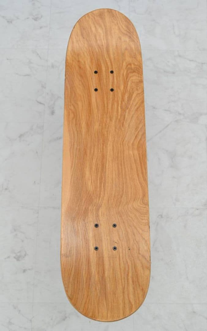 NY引越セールです　スケートボードチェア２セット