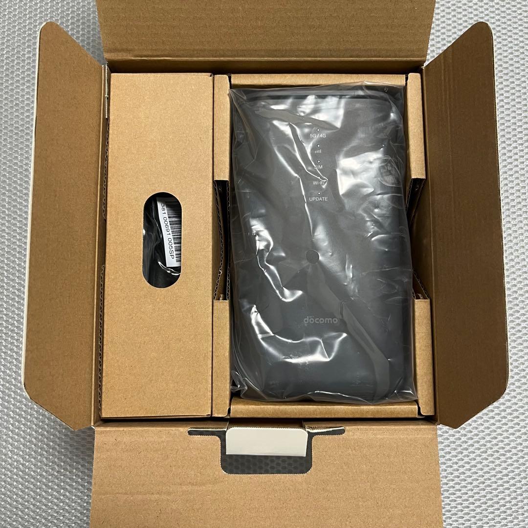 その他 docomo 5G HR02