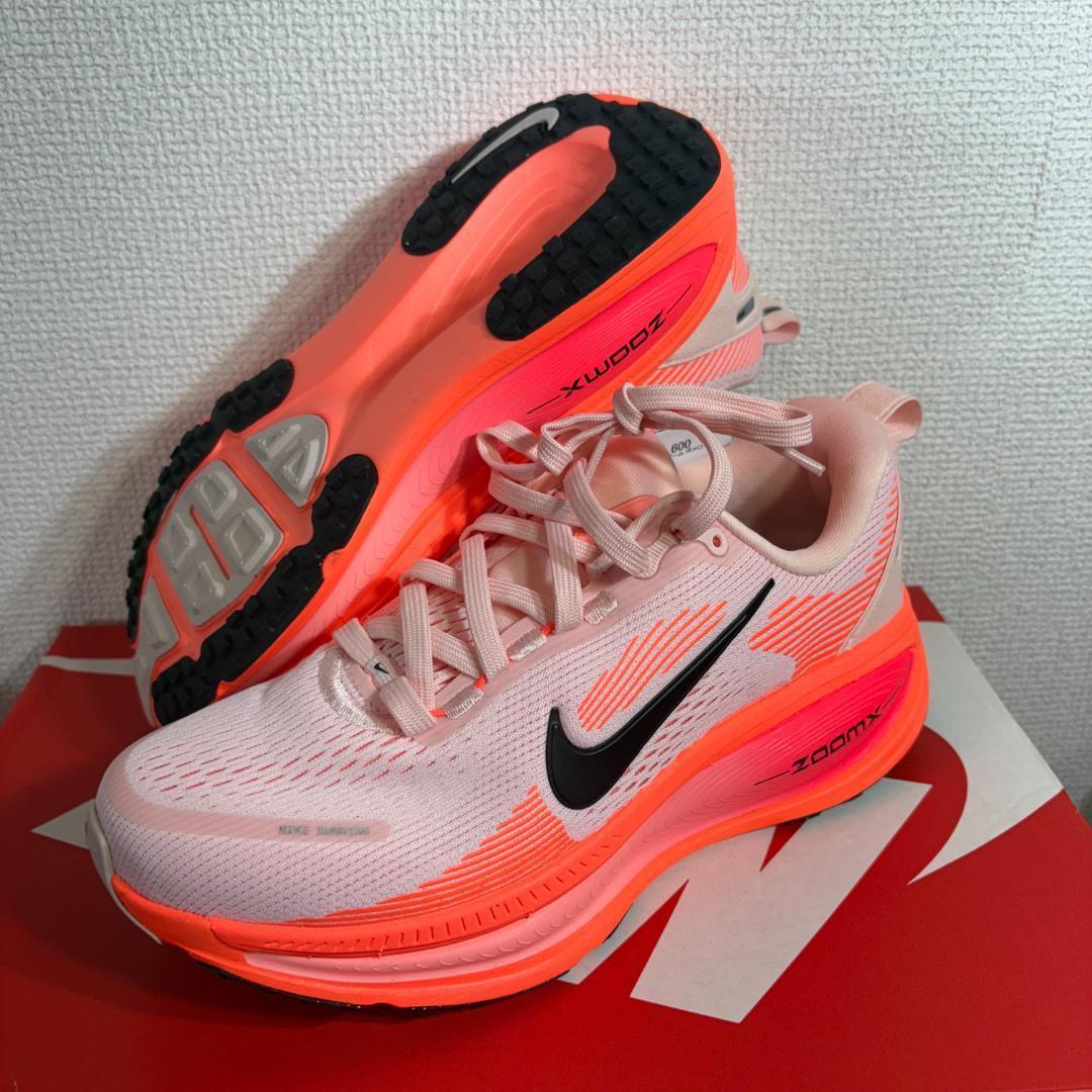 靴 23.5cm Nike Women's Vomero 18 HM6804-600