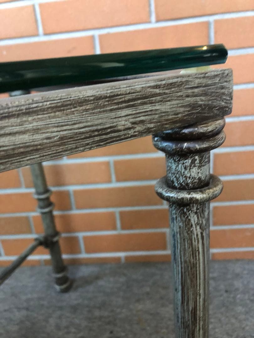 ガラステーブル　ヴィンテージ　コンクリート風　インダストリアル風　サイドテーブル