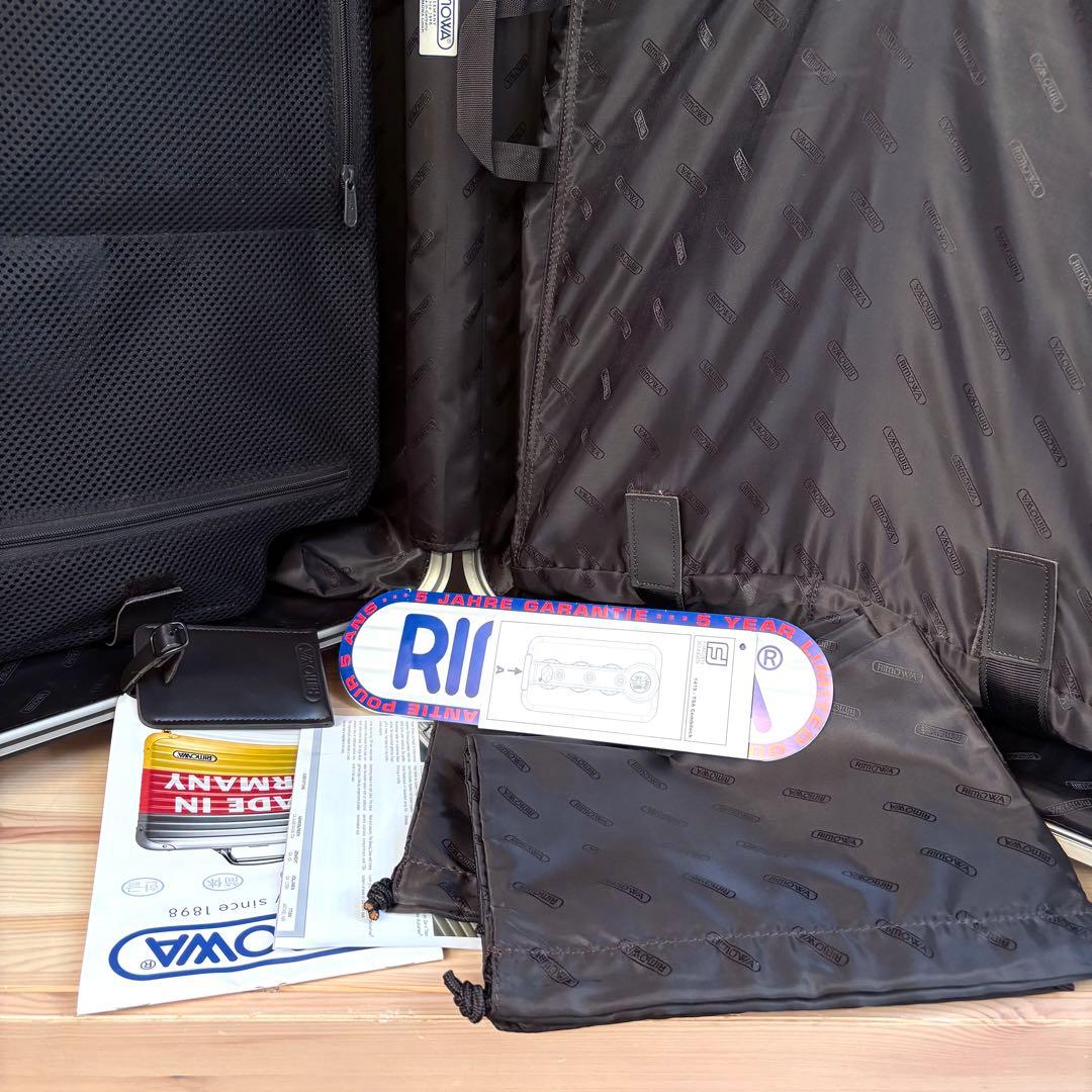 美品　RIMOWA TOPAS TITANIUM 98L キャリーケース　付属有