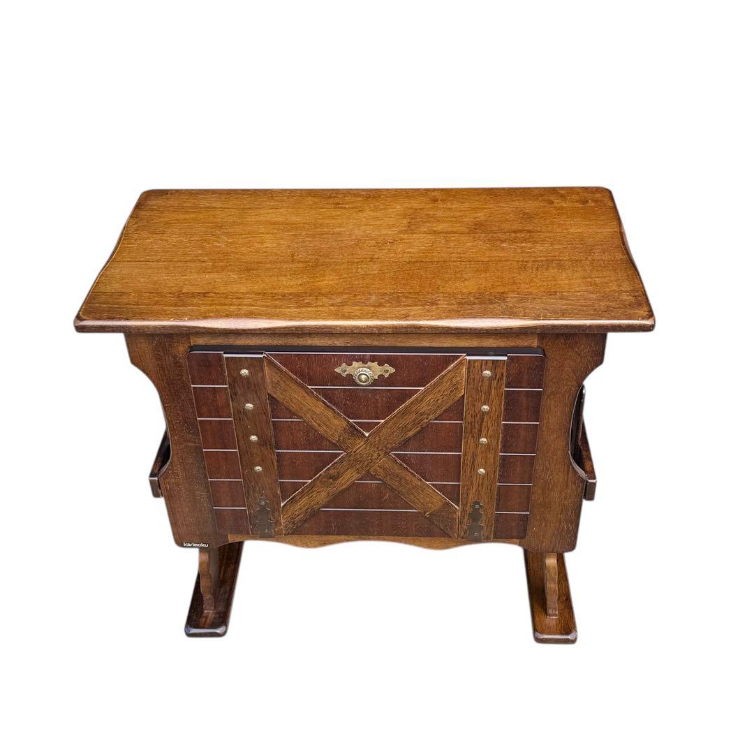 HR920 希少デザイン karimoku　鋲　サイドテーブル マガジンラック