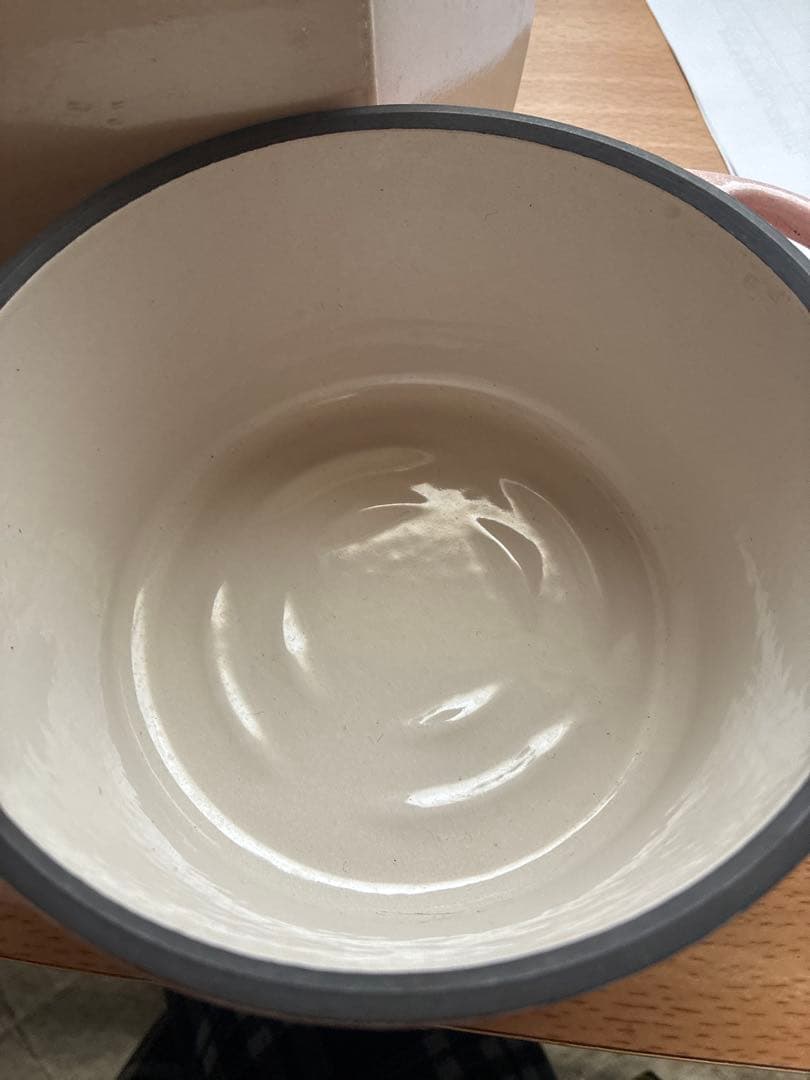 美品！Vermicular（バーミキュラ）ラウンド#14 ピンク